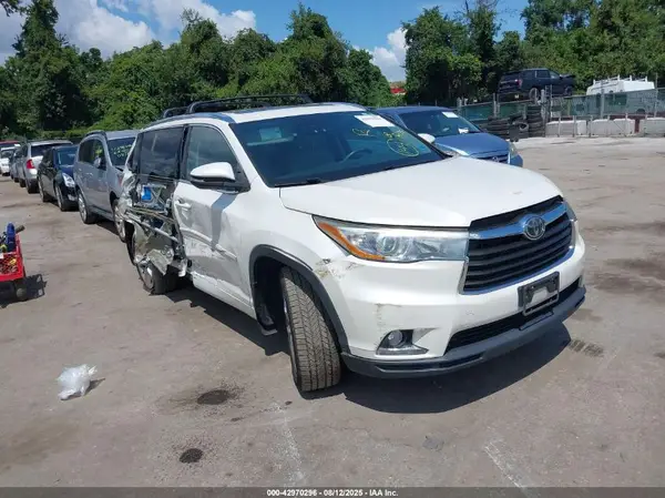 5TDDKRFH1GS339306 2016 TOYOTA HIGHLANDER - Image 1