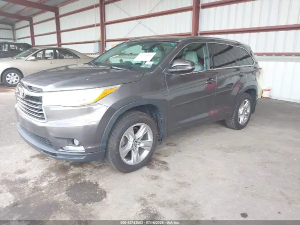 5TDDKRFH1GS355442 2016 TOYOTA HIGHLANDER - Image 2
