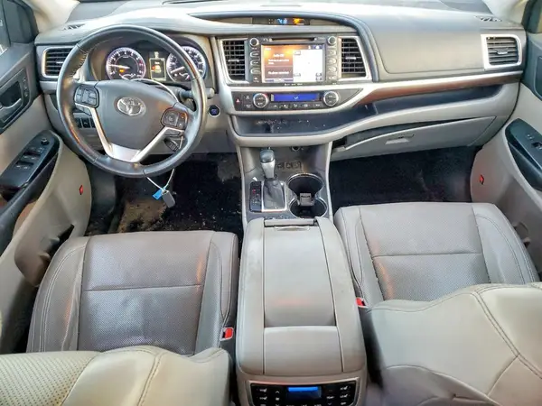 5TDDKRFH2GS228876 2016 TOYOTA HIGHLANDER - Image 8