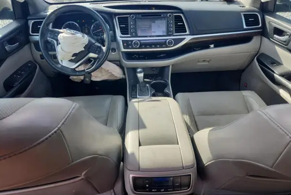 5TDDKRFH2GS229865 2016 TOYOTA HIGHLANDER - Image 8