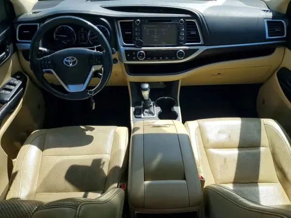 5TDDKRFH2GS230031 2016 TOYOTA HIGHLANDER - Image 8