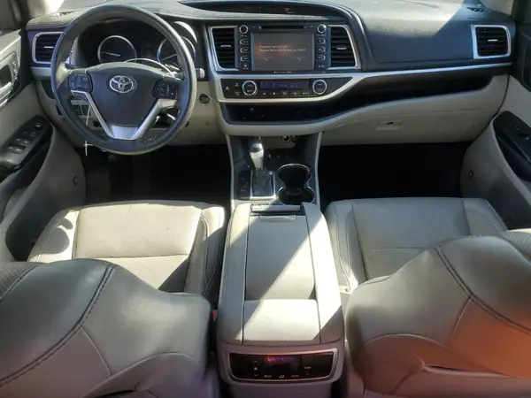5TDDKRFH2GS235097 2016 TOYOTA HIGHLANDER - Image 8