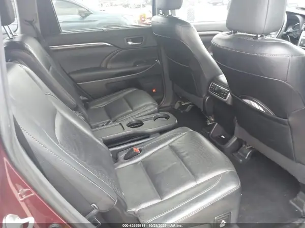 5TDDKRFH2GS236623 2016 TOYOTA HIGHLANDER - Image 8