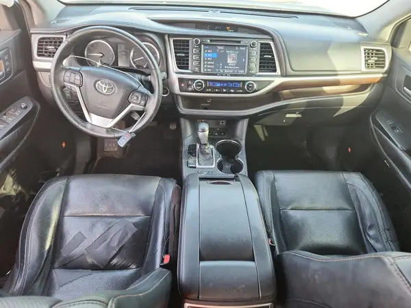 5TDDKRFH2GS246472 2016 TOYOTA HIGHLANDER - Image 8