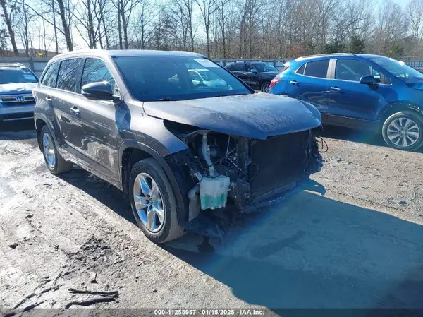 5TDDKRFH2GS246780 2016 TOYOTA HIGHLANDER - Image 1