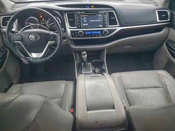 5TDDKRFH2GS252465 2016 TOYOTA HIGHLANDER - Image 8