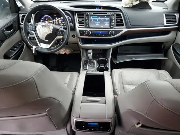 5TDDKRFH2GS294165 2016 TOYOTA HIGHLANDER - Image 8