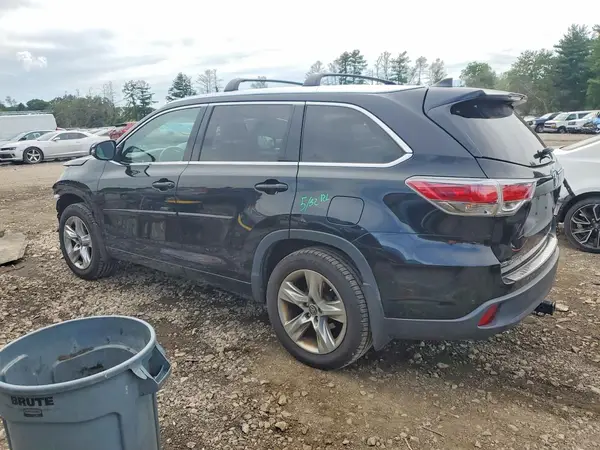 5TDDKRFH2GS307898 2016 TOYOTA HIGHLANDER - Image 2