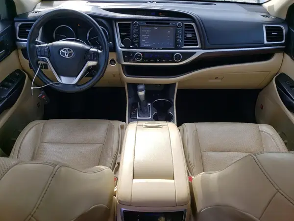 5TDDKRFH2GS309859 2016 TOYOTA HIGHLANDER - Image 8