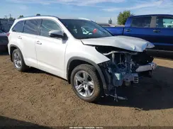 5TDDKRFH2GS318917 2016 TOYOTA HIGHLANDER