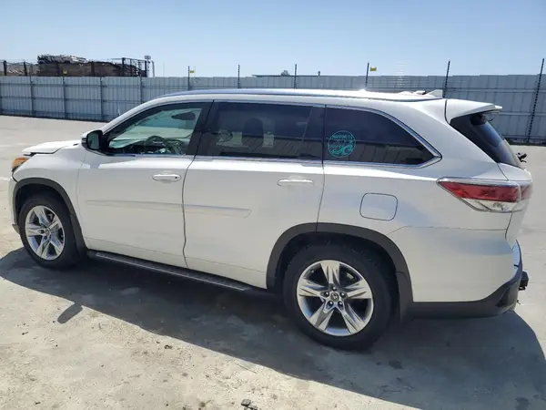 5TDDKRFH2GS322546 2016 TOYOTA HIGHLANDER - Image 2