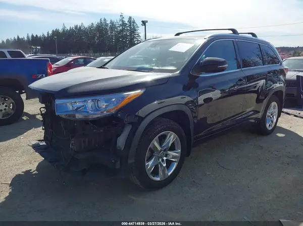 5TDDKRFH2GS328637 2016 TOYOTA HIGHLANDER - Image 2
