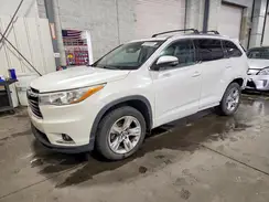 5TDDKRFH2GS333398 2016 TOYOTA HIGHLANDER