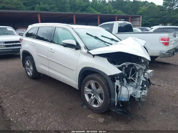 5TDDKRFH2GS353523 2016 TOYOTA HIGHLANDER - Image 1