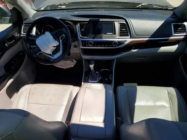 5TDDKRFH2GS355773 2016 TOYOTA HIGHLANDER - Image 8