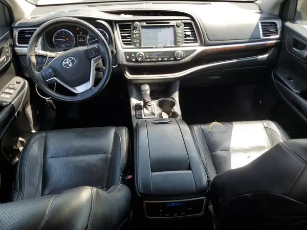 5TDDKRFH3GS254080 2016 TOYOTA HIGHLANDER - Image 8