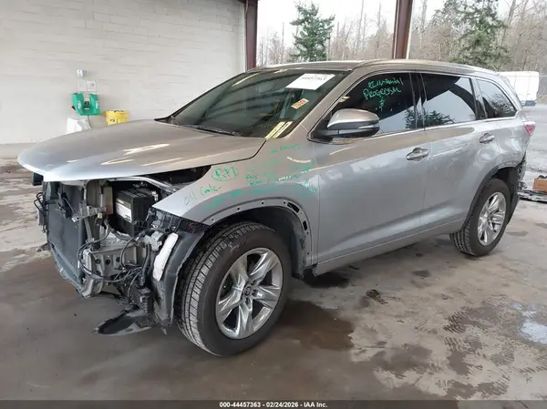 5TDDKRFH3GS255035 2016 TOYOTA HIGHLANDER - Image 2