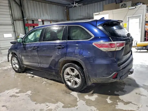 5TDDKRFH3GS270697 2016 TOYOTA HIGHLANDER - Image 2