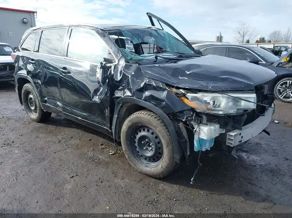5TDDKRFH3GS275267 2016 TOYOTA HIGHLANDER - Image 1