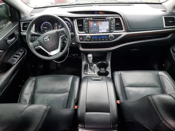 5TDDKRFH3GS280288 2016 TOYOTA HIGHLANDER - Image 8