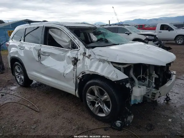 5TDDKRFH3GS285507 2016 TOYOTA HIGHLANDER - Image 1
