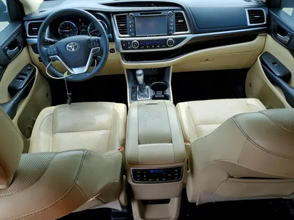 5TDDKRFH3GS292814 2016 TOYOTA HIGHLANDER - Image 8