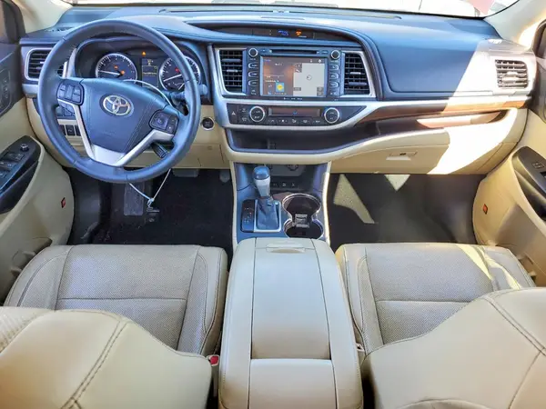 5TDDKRFH3GS293588 2016 TOYOTA HIGHLANDER - Image 8
