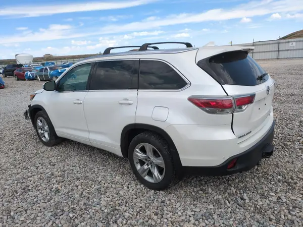 5TDDKRFH3GS307456 2016 TOYOTA HIGHLANDER - Image 2