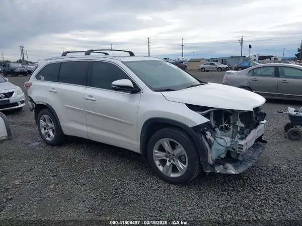 5TDDKRFH3GS318134 2016 TOYOTA HIGHLANDER - Image 1