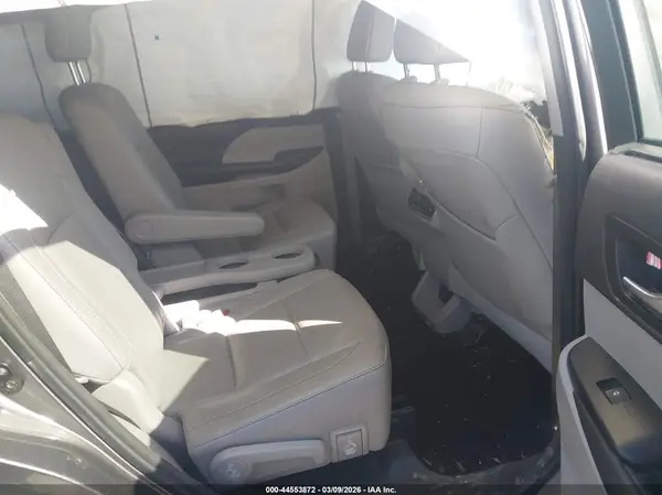 5TDDKRFH3GS319882 2016 TOYOTA HIGHLANDER - Image 8