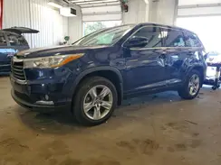 5TDDKRFH3GS323673 2016 TOYOTA HIGHLANDER