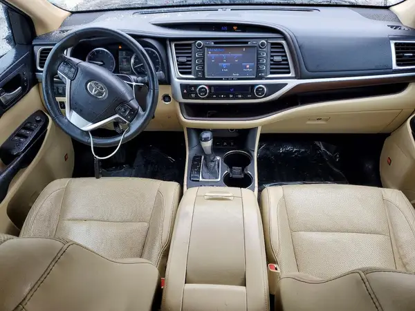 5TDDKRFH3GS326637 2016 TOYOTA HIGHLANDER - Image 8
