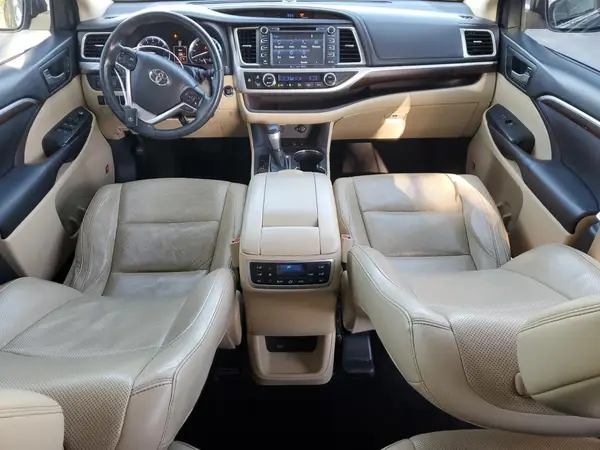 5TDDKRFH3GS343549 2016 TOYOTA HIGHLANDER - Image 8