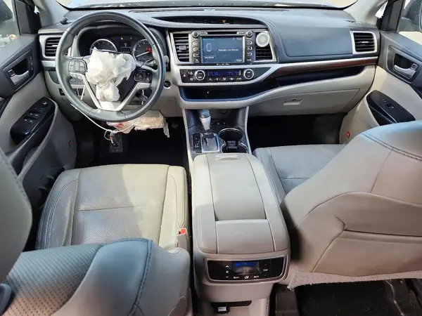 5TDDKRFH3GS346015 2016 TOYOTA HIGHLANDER - Image 8
