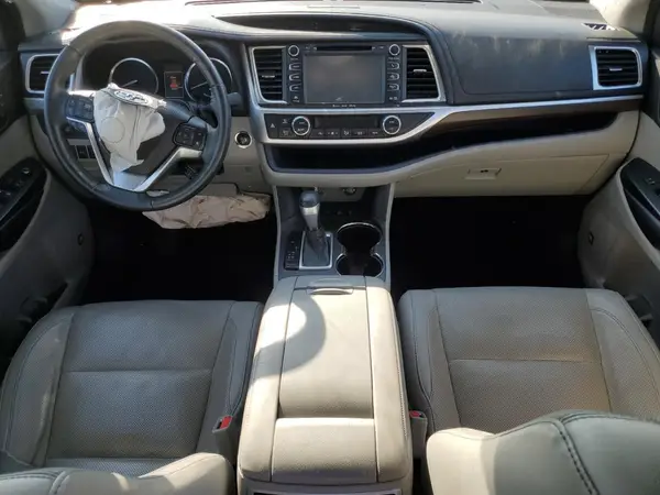 5TDDKRFH4GS256713 2016 TOYOTA HIGHLANDER - Image 8