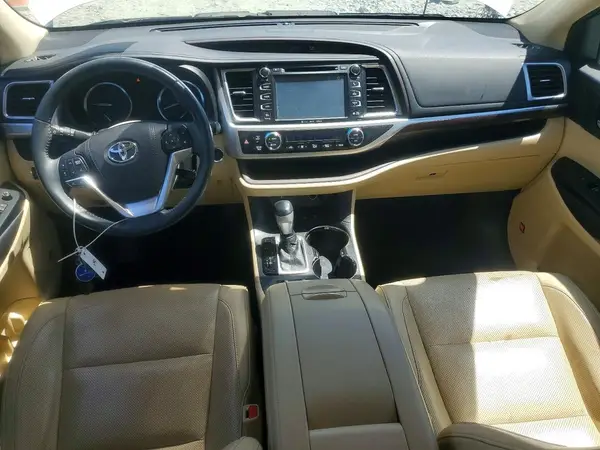5TDDKRFH4GS262897 2016 TOYOTA HIGHLANDER - Image 8