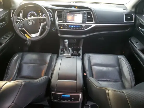 5TDDKRFH4GS275097 2016 TOYOTA HIGHLANDER - Image 8
