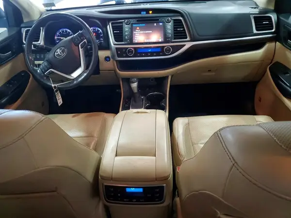 5TDDKRFH4GS282020 2016 TOYOTA HIGHLANDER - Image 8