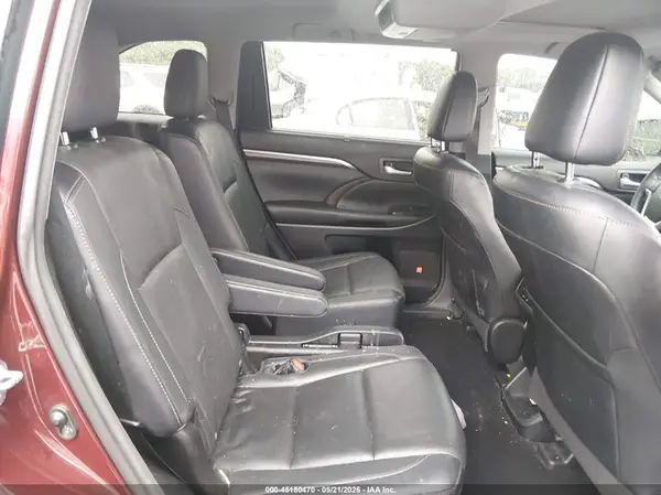 5TDDKRFH4GS285273 2016 TOYOTA HIGHLANDER - Image 8