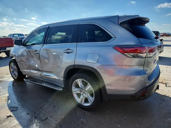 5TDDKRFH4GS301648 2016 TOYOTA HIGHLANDER - Image 2