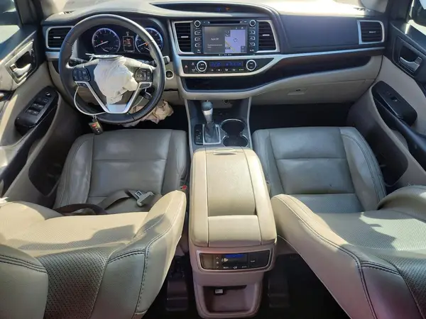 5TDDKRFH4GS301648 2016 TOYOTA HIGHLANDER - Image 8