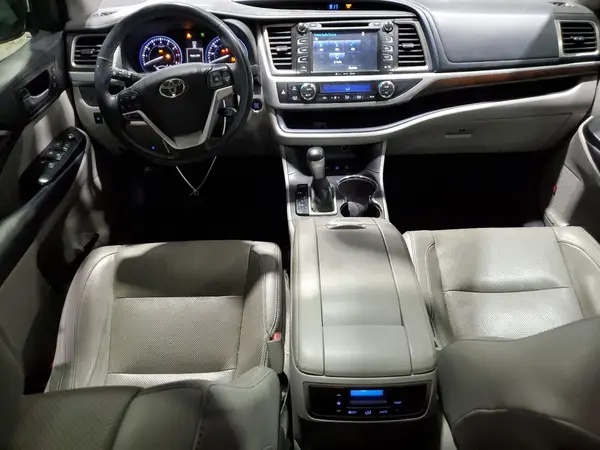5TDDKRFH4GS302671 2016 TOYOTA HIGHLANDER - Image 8