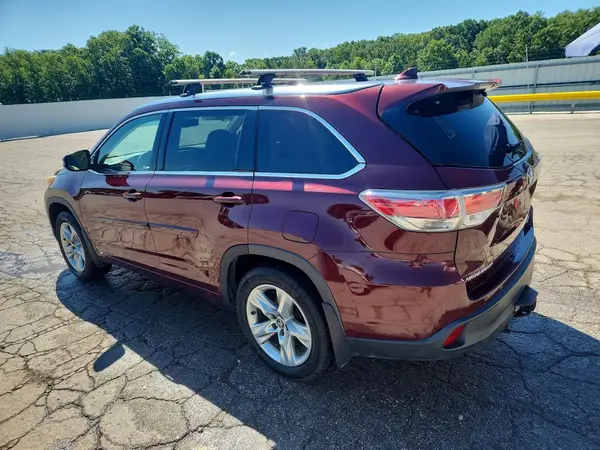 5TDDKRFH4GS307790 2016 TOYOTA HIGHLANDER - Image 2