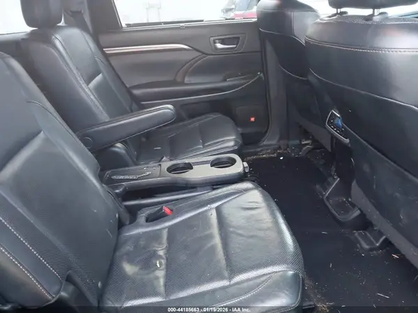 5TDDKRFH4GS324296 2016 TOYOTA HIGHLANDER - Image 8