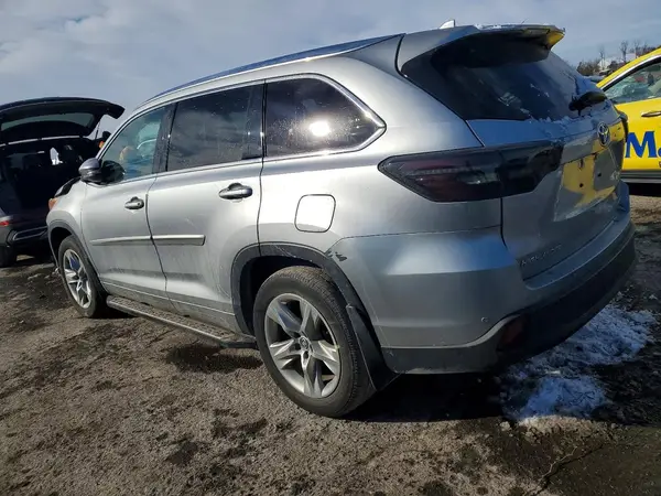5TDDKRFH4GS328171 2016 TOYOTA HIGHLANDER - Image 2