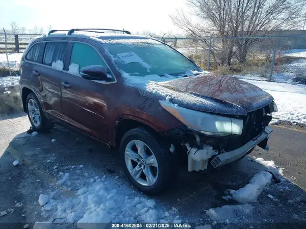 5TDDKRFH4GS328977 2016 TOYOTA HIGHLANDER - Image 1