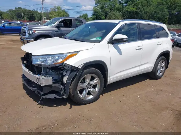 5TDDKRFH4GS341521 2016 TOYOTA HIGHLANDER - Image 2