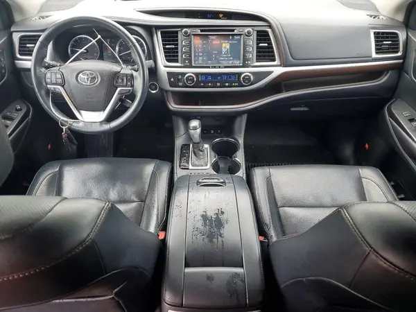 5TDDKRFH4GS347836 2016 TOYOTA HIGHLANDER - Image 8
