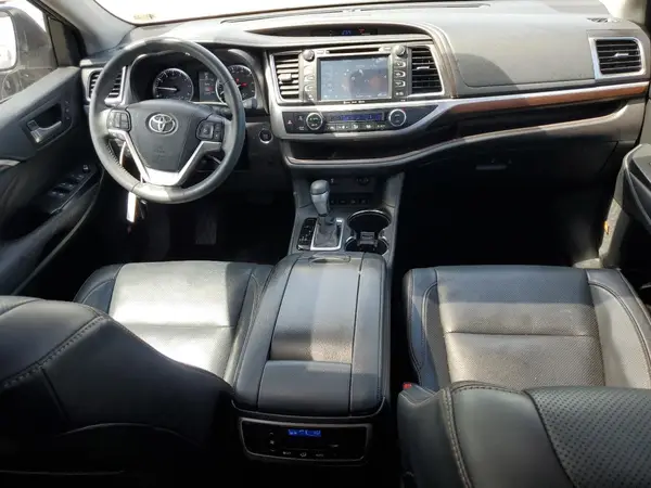 5TDDKRFH5GS226720 2016 TOYOTA HIGHLANDER - Image 8