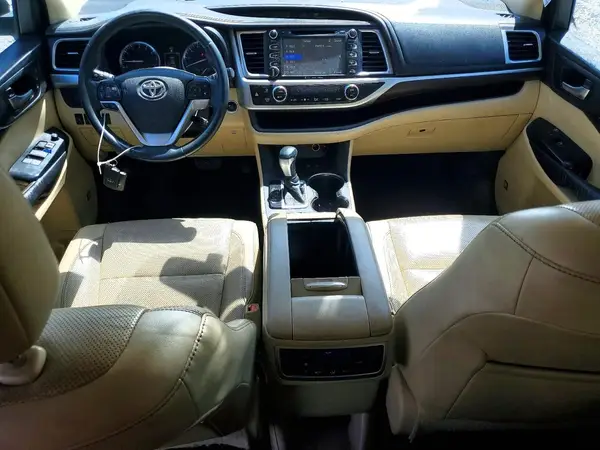 5TDDKRFH5GS251293 2016 TOYOTA HIGHLANDER - Image 8
